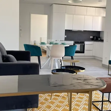 New And Large Flat In Center-terrace And Parking- 142-100 Luxembourg